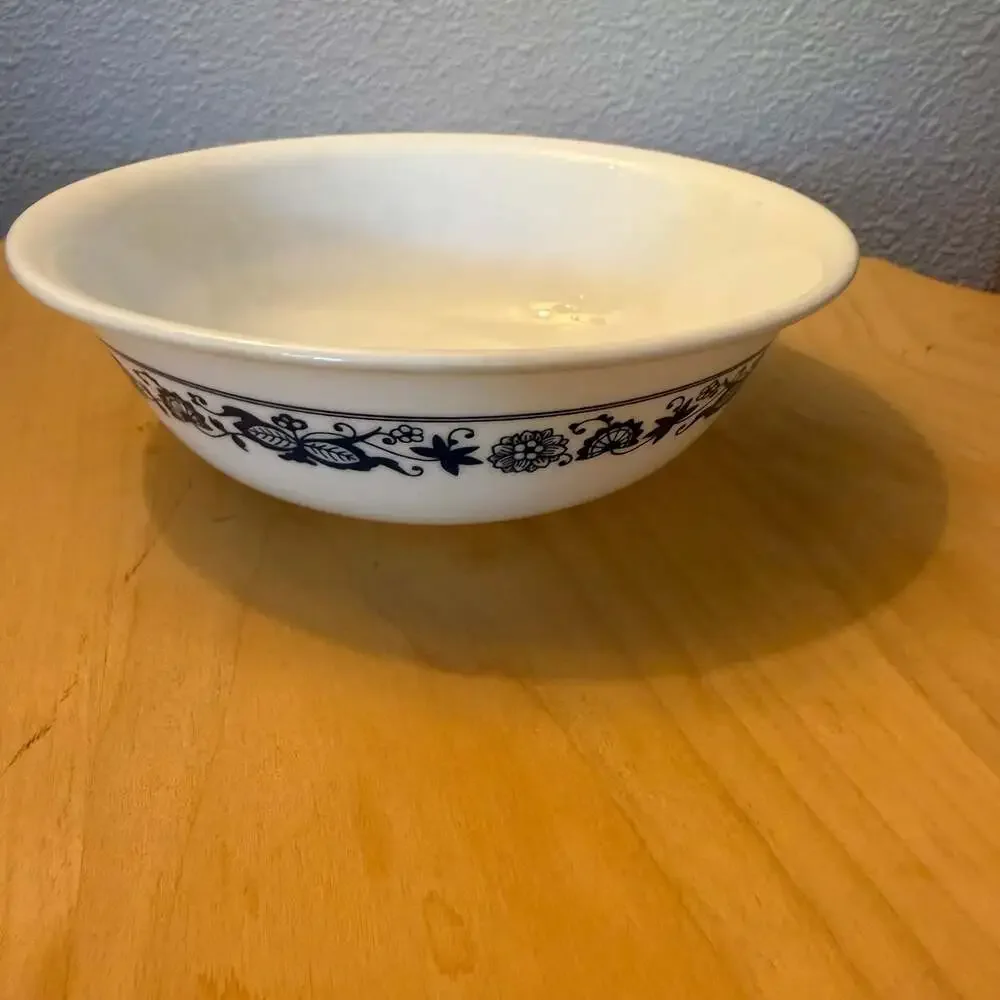 Corelle Old Town Blue Super Soup Cereal Bowl by Corning